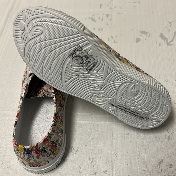 Blowfish Kids Shoes - Picture 6 of 8